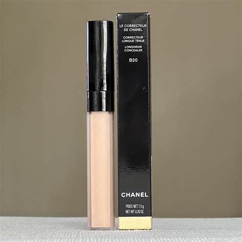 chanel b10 longwear concealer.